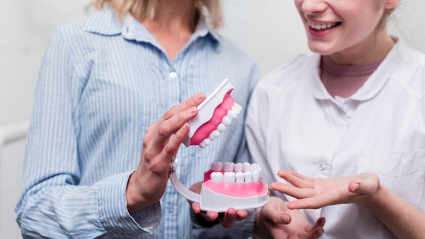 Full Dentures vs Partial Dentures