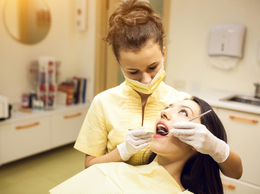 how to treat yellow teeth
